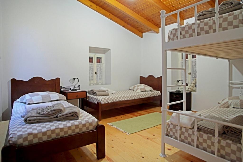 Menelia Cottage Platístoma Værelse billede
